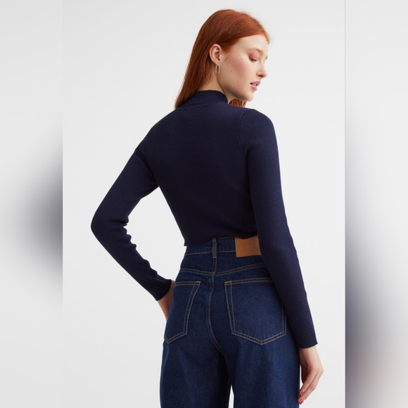 H&M Mock Neck Ribbed Long Sleeve - Picture 7 of 7